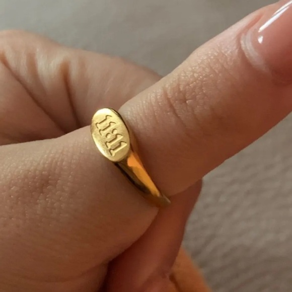 NEW 11:11 Angel Number Gold Ring - Picture 3 of 7